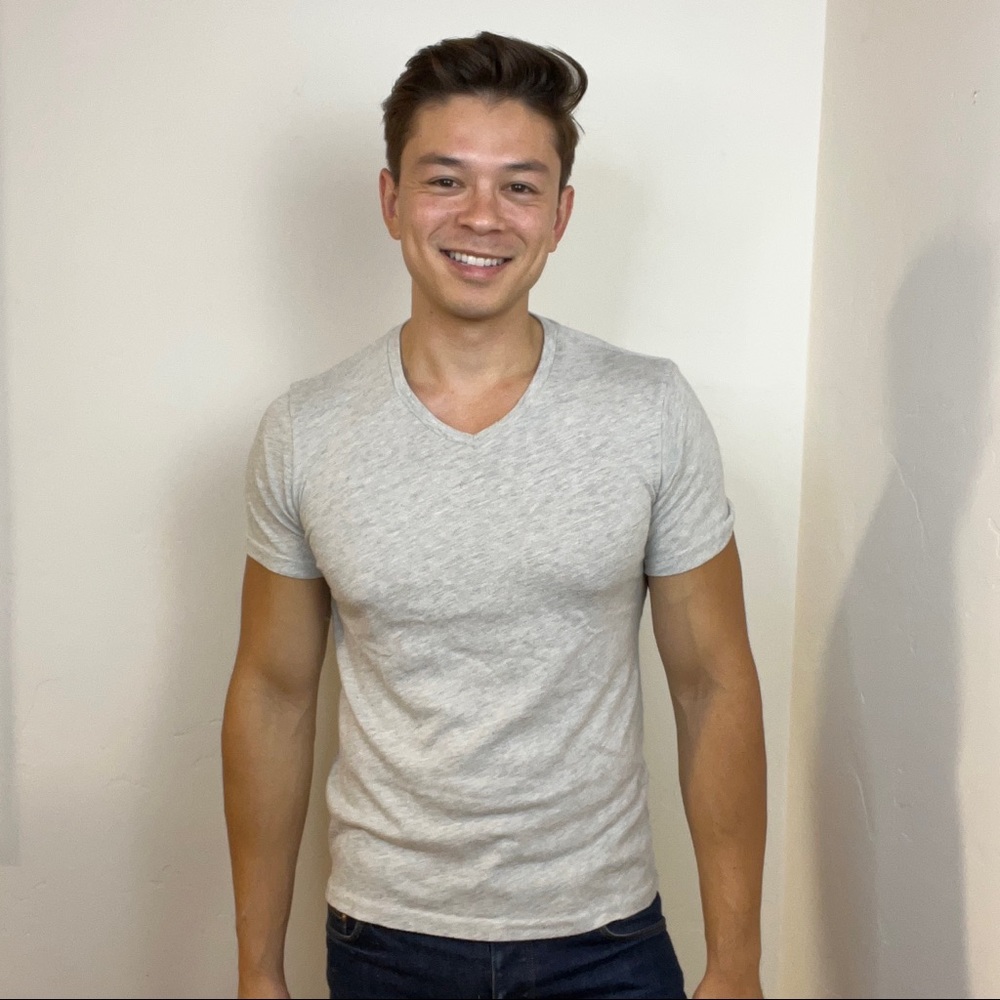 Stone gray v-neck